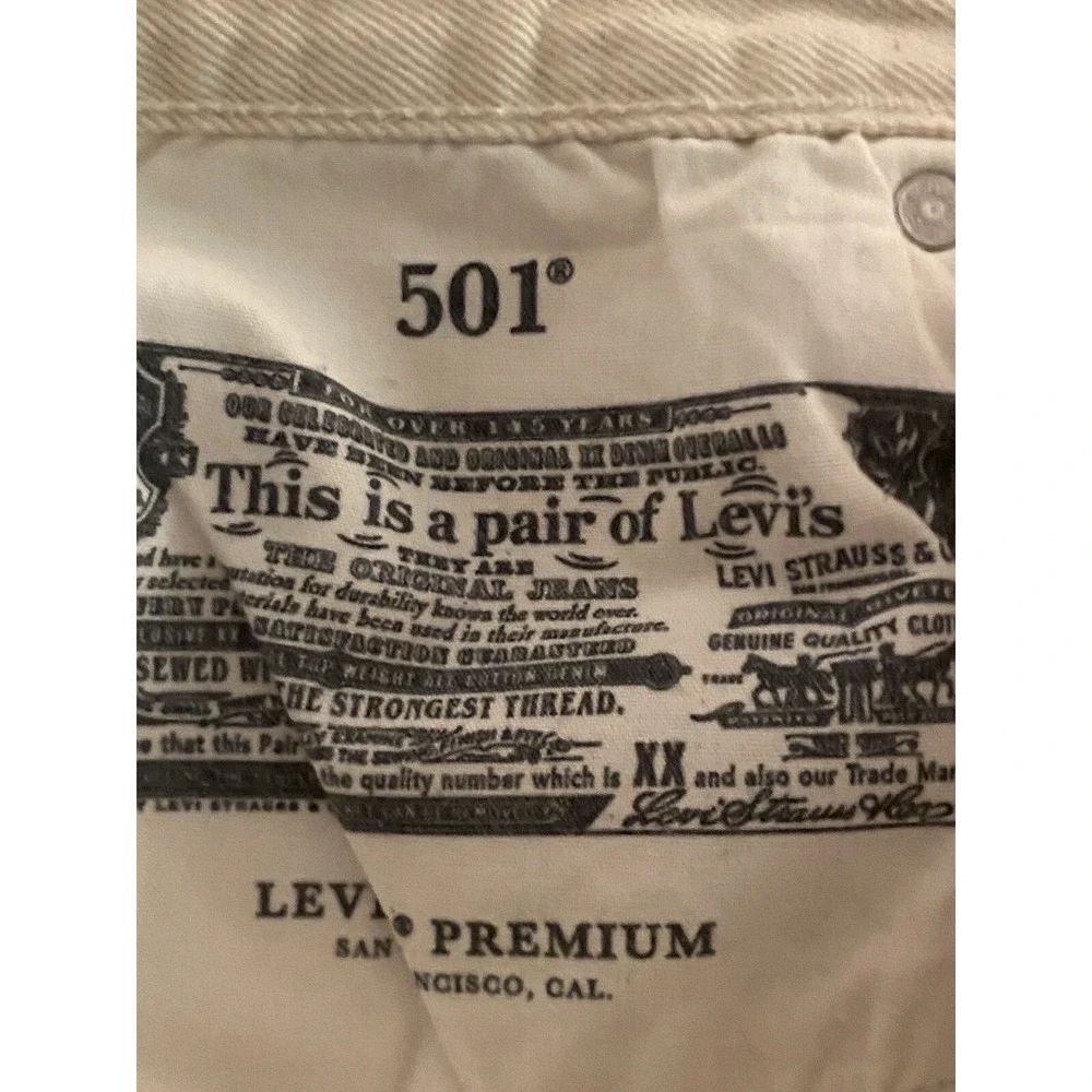 Levi's 501‎ Ivory Distressed Shorts 29 Button Fly